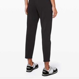 LULULEMON On the Fly Pant Size 10 Woman’s